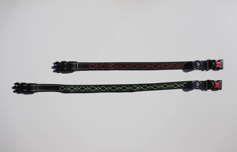 Collar LED bordado